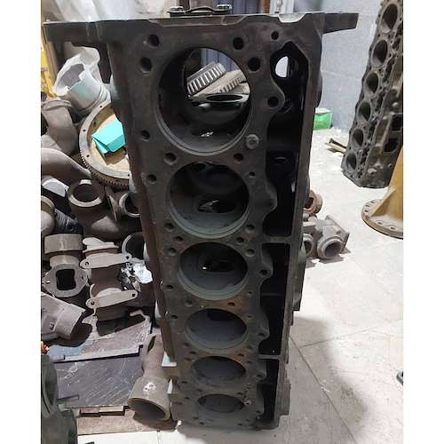 بلوک سیلندر بیل مکانیکی میتسوبیشی 6 d16